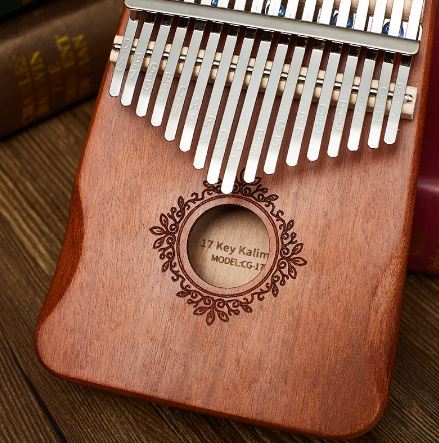  Kalimba 17 teclas MAHALO c/martelo, afinador e capa - MODELO: Tradicional