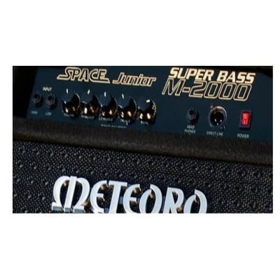 Amplificador p/Contra Baixo 0200W RMS METEORO Space Super Bass M-2000