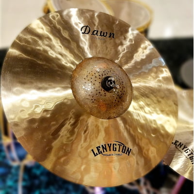 Prato de 17" Crash Série Dawn Lenyngton LDACR17 