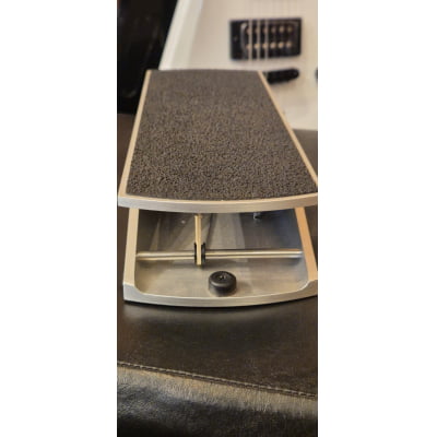 Pedal de Volume Ernie Ball MVP Most Valuable Pedal 6182 USADO Oportunidade